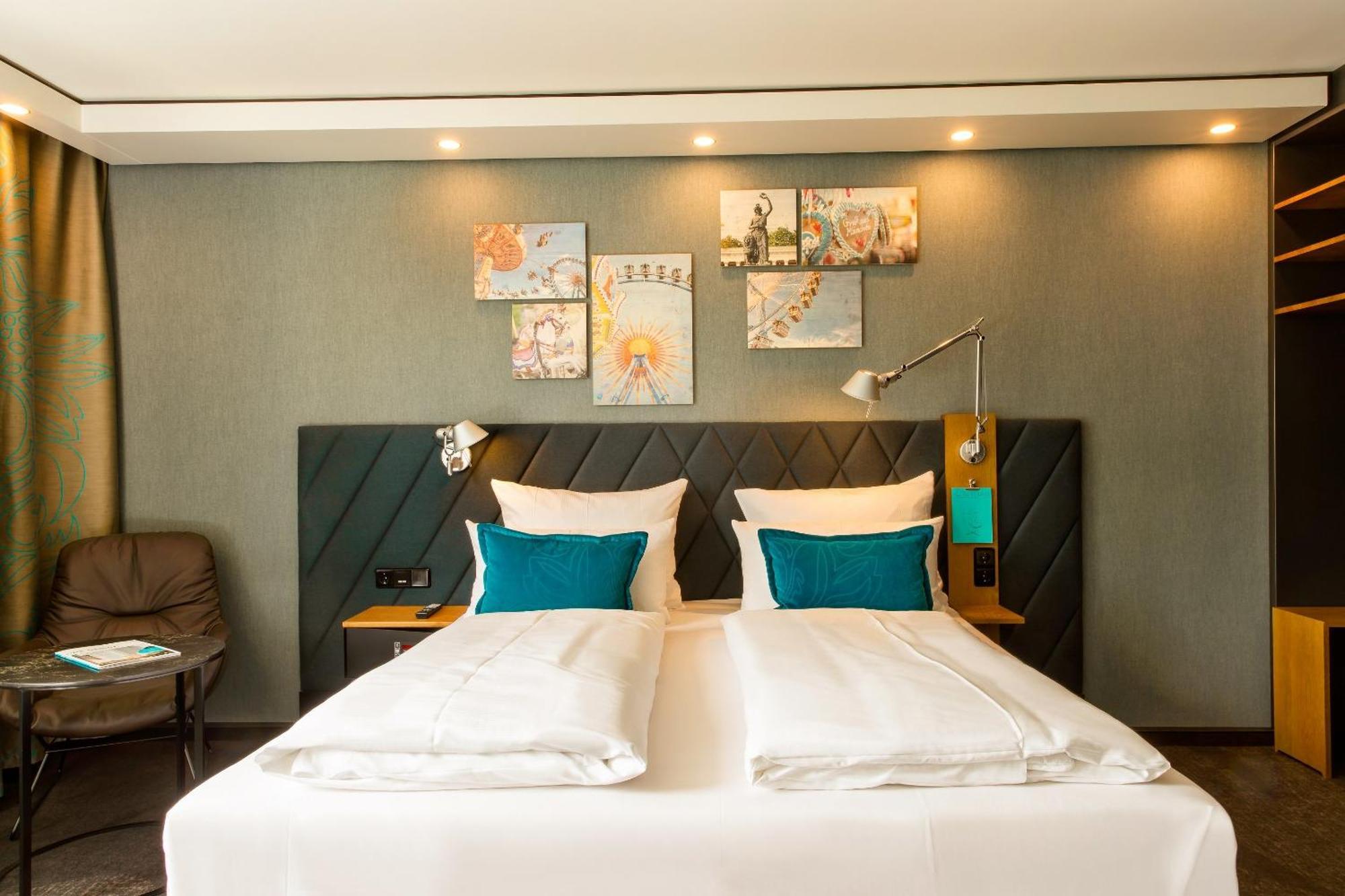 Hotel One München-westend 3*