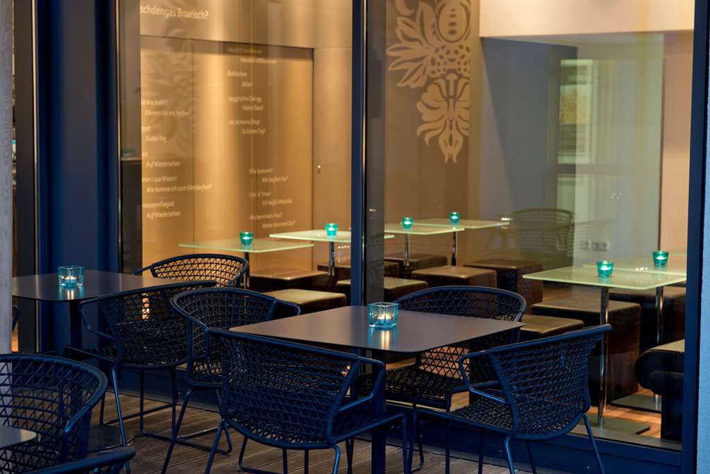 Hotel One München-westend 3*